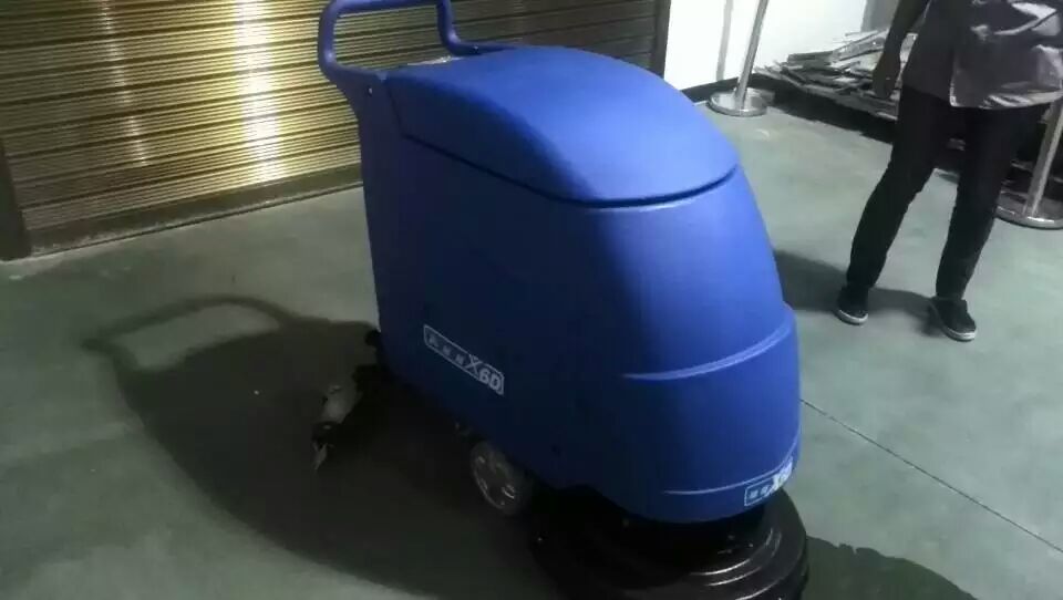 【企業(yè)快訊】寧德新能源集團(tuán)再購4臺洗地機(jī)交機(jī)完畢！